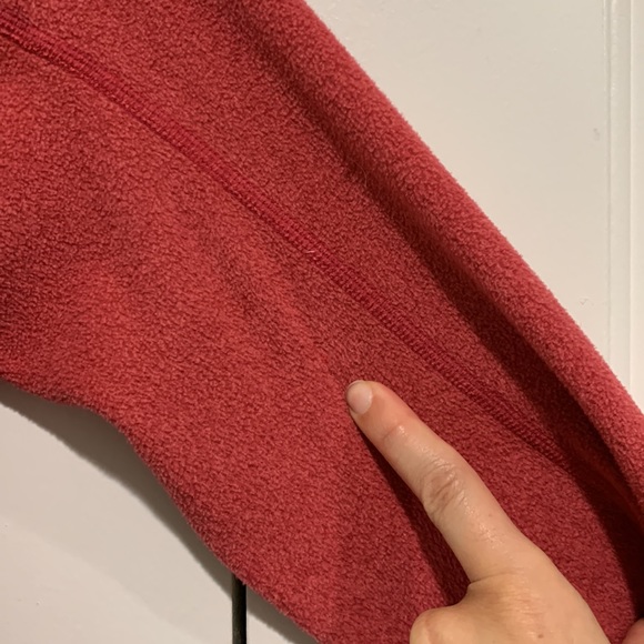 North Face Women’s 1/4 Zip Fleece Pullover - Picture 7 of 7